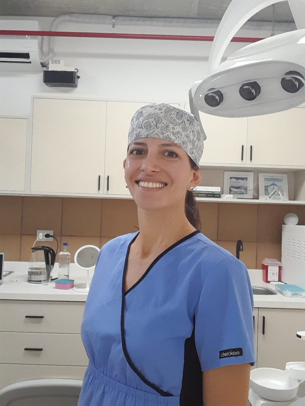 Dra. Adriana Rodríguez Rica | Floripa Odontología - Expertos en Implantes Dentales | Miraflores, Lima, Perú